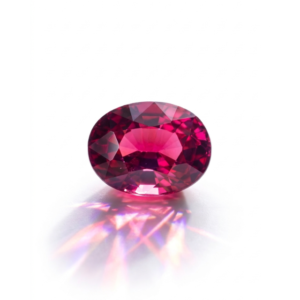 Exquisite Oval-Cut Rhodolite Garnet | 3.25 ct