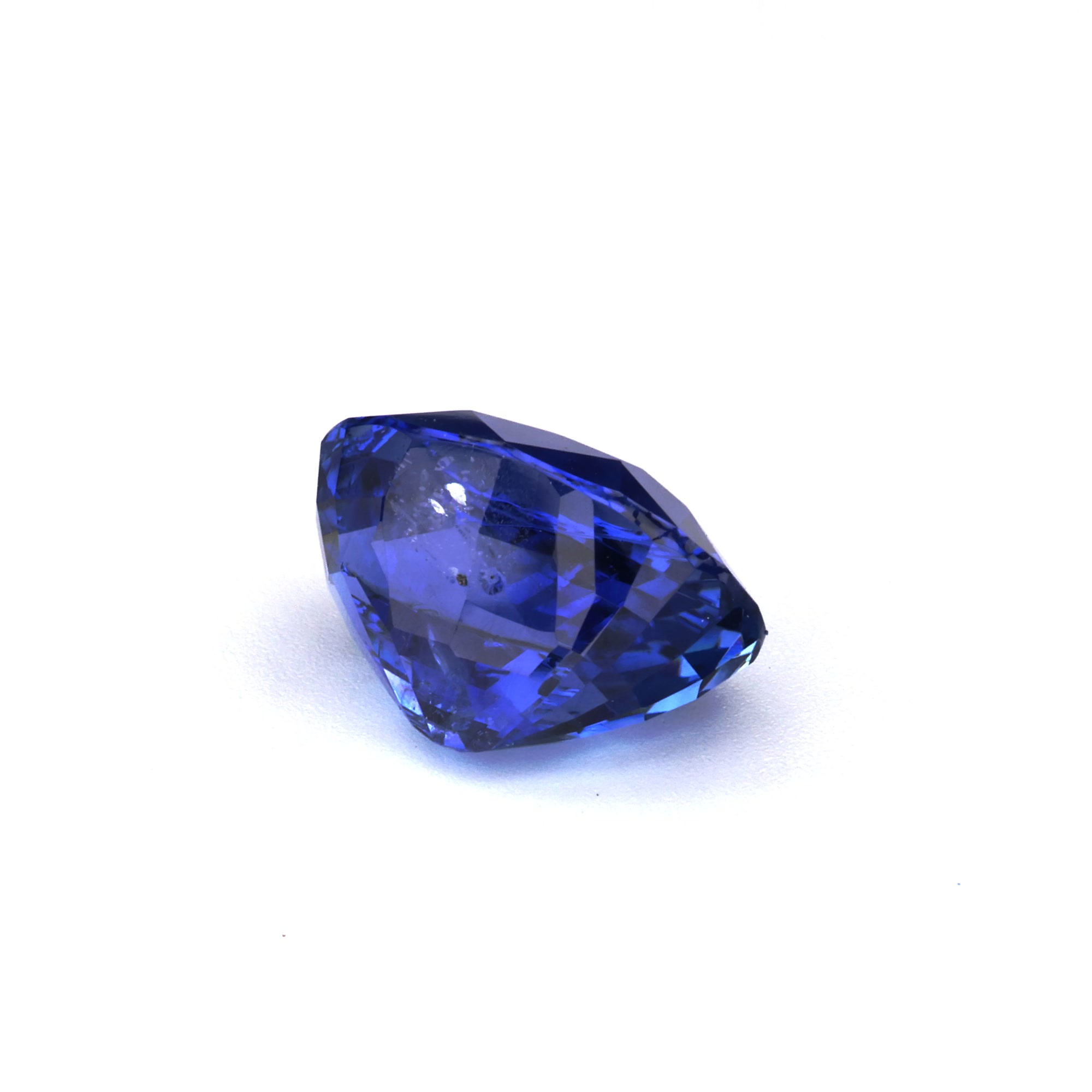 Exquisite Masterpiece: 4.38 Carat Natural Blue Sapphire - Image 7